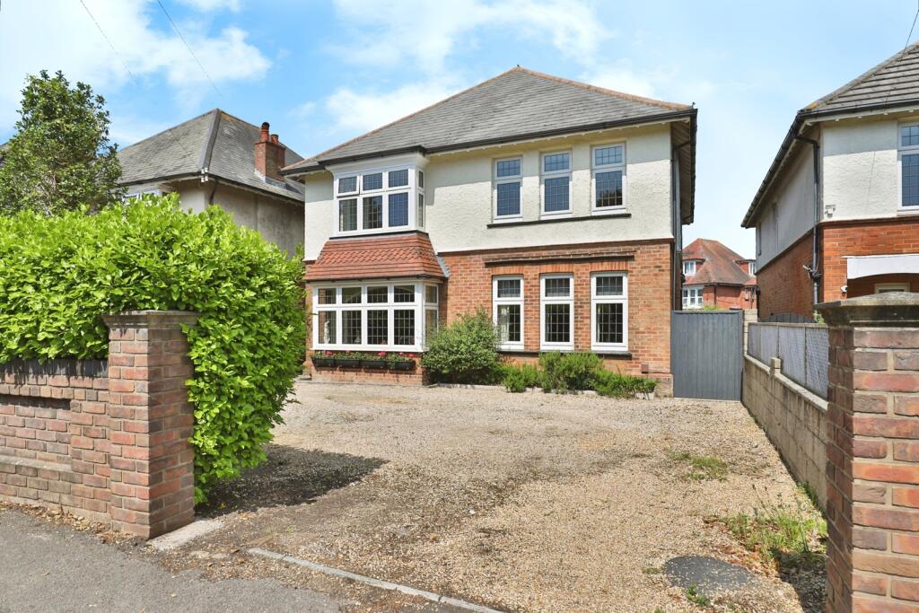 Additional image 6 of Queens Park South Drive, BOURNEMOUTH, Dorset, BH8