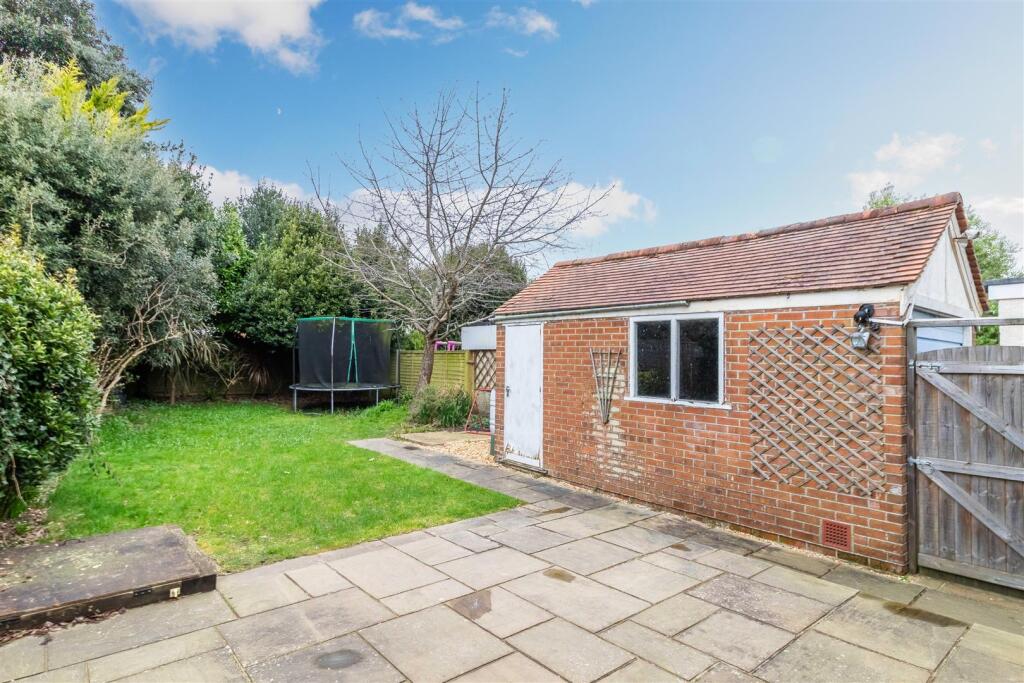 Additional image 16 of Broomfield Avenue, Worthing