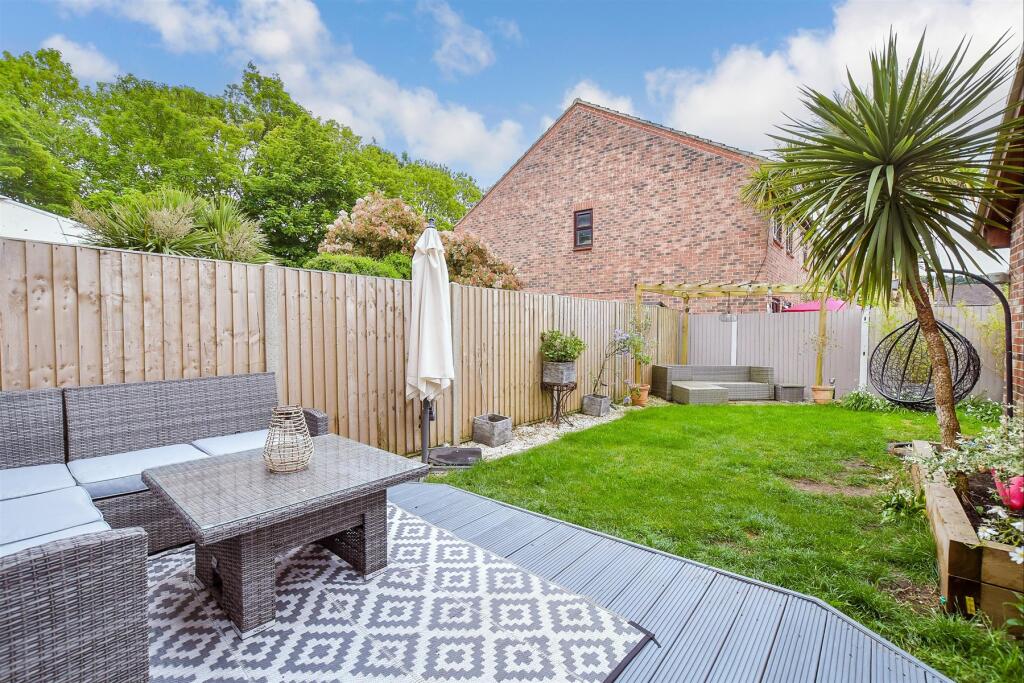Additional image 4 of Carnation Close, Littlehampton, West Sussex