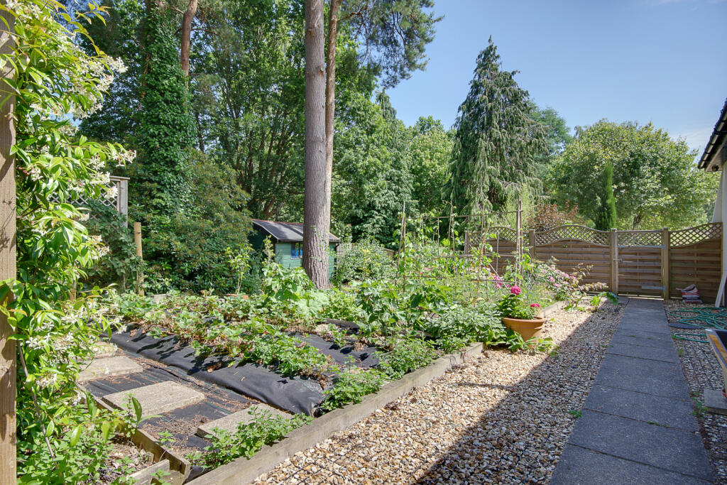 Additional image 36 of Avon Avenue, Ringwood, BH24