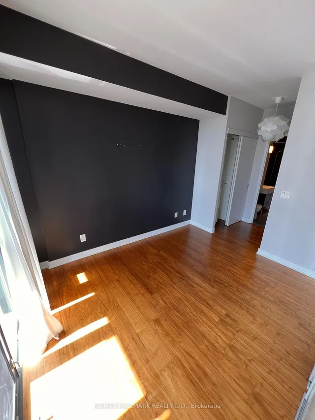 Additional image 11 of 110 Charles St Unit 3105