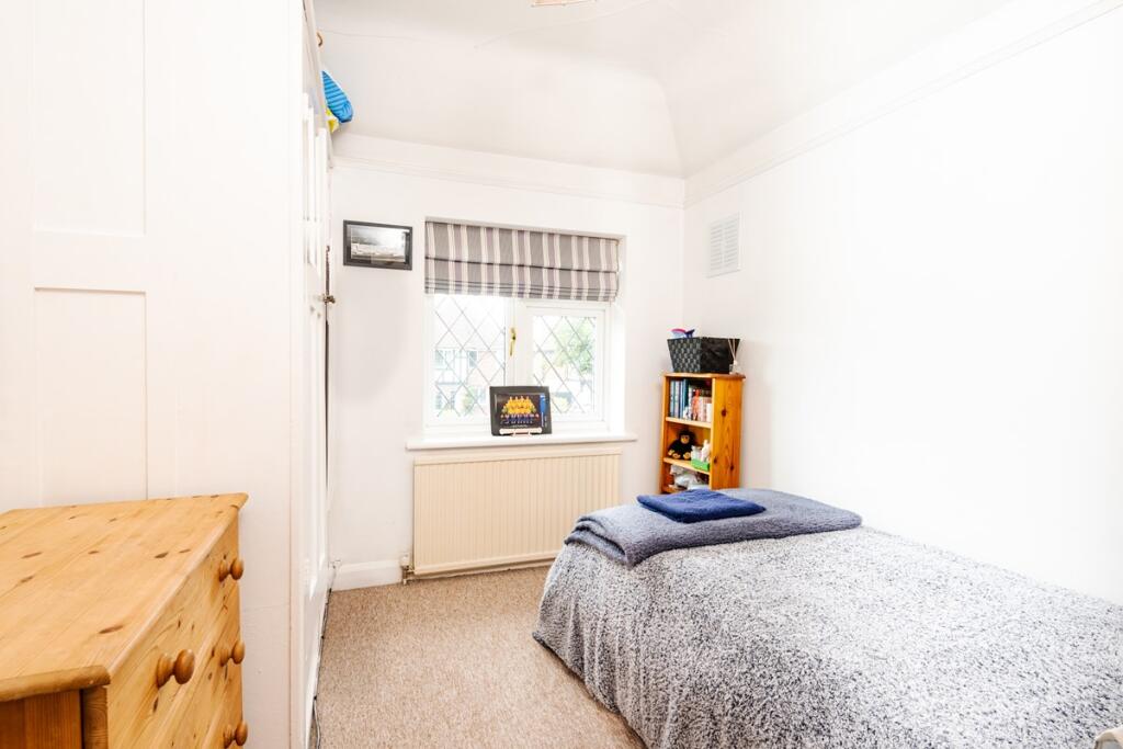 Additional image 12 of George V Avenue, West Worthing, West Sussex, BN11 5RQ