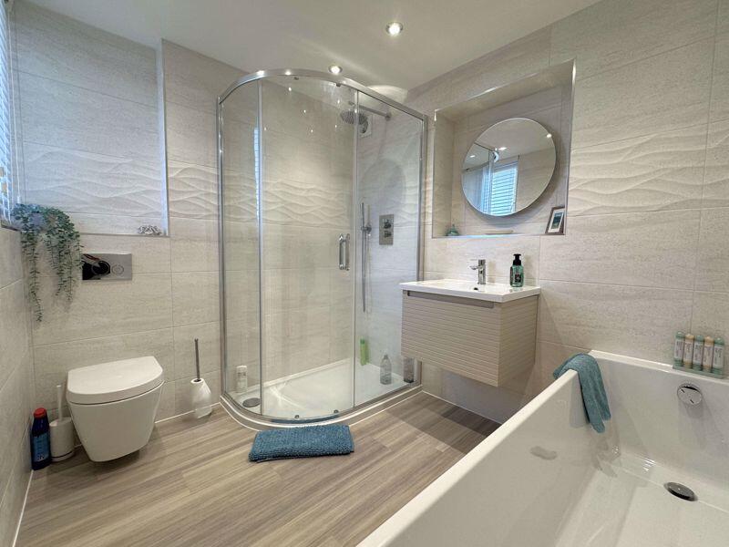 Additional image 19 of Superb Newly Renovated Ground Floor Garden Flat With Direct Sea Views