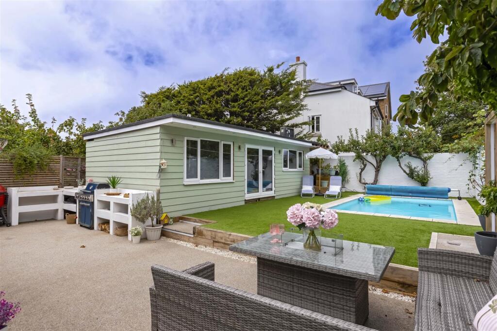 Additional image 20 of Chesswood Road, Worthing