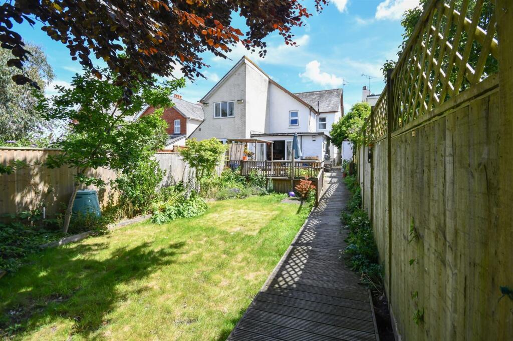 Additional image 21 of Manor Road, Ringwood