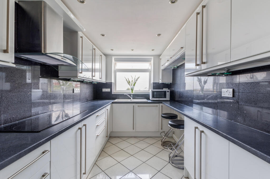 Additional image 9 of Manor Road, Eastcliff, Bournemouth, Dorset, BH1