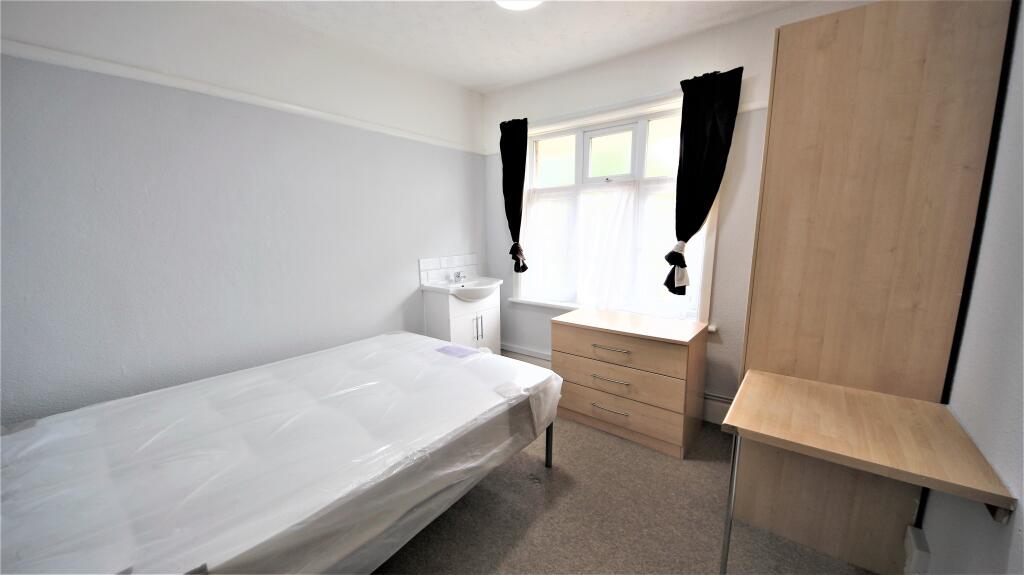 Additional image 8 of Victoria Avenue, Victoria Park, Bournemouth