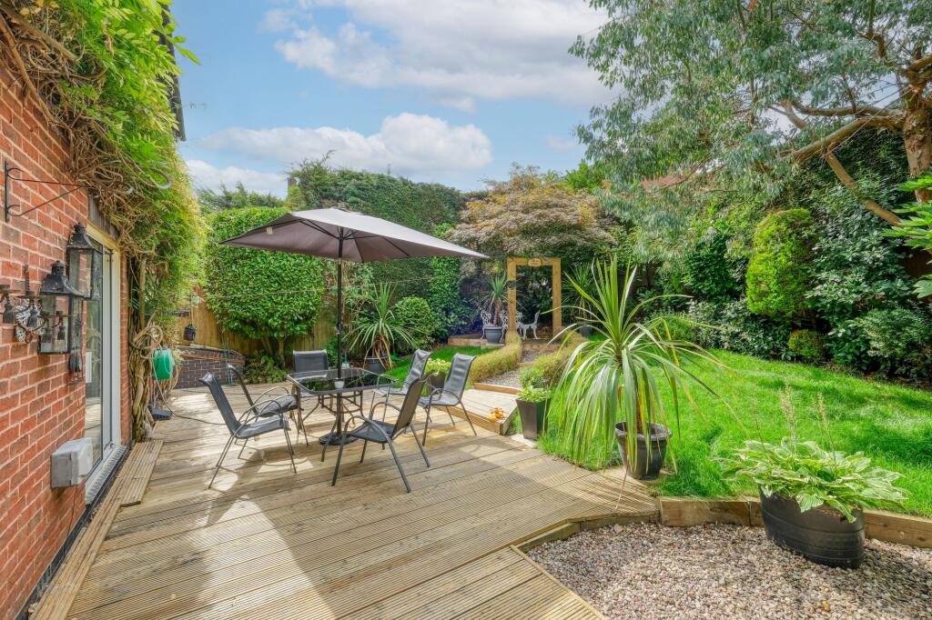 Additional image 21 of Woodbury Close, Callow Hill, B97