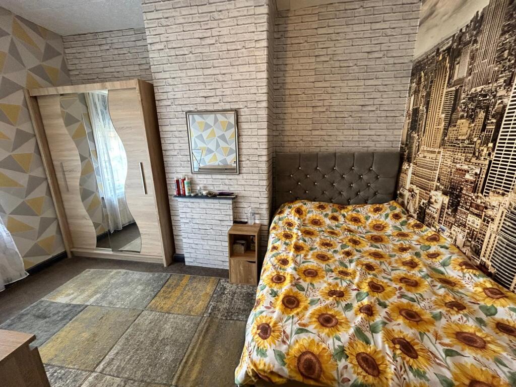 Additional image 5 of Clough Street, BD5 8BG