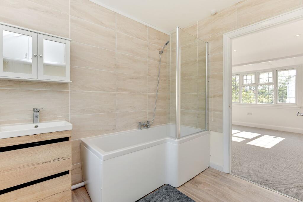 Additional image 21 of Madeira Avenue, Worthing, BN11