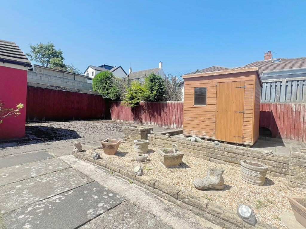 Additional image 21 of Hollingwood Lane, Bradford, BD7