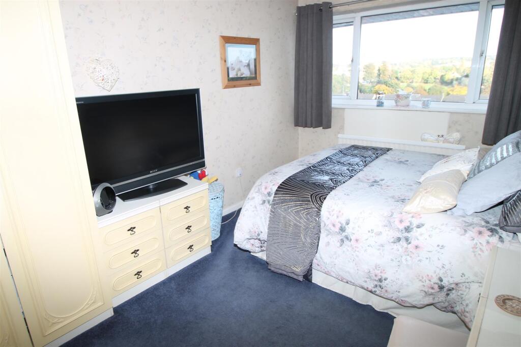 Additional image 8 of Hunnington Crescent, Halesowen