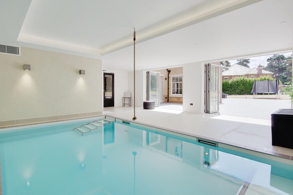 Additional image 4 of Avon Castle Drive, Ringwood, Dorset, BH24