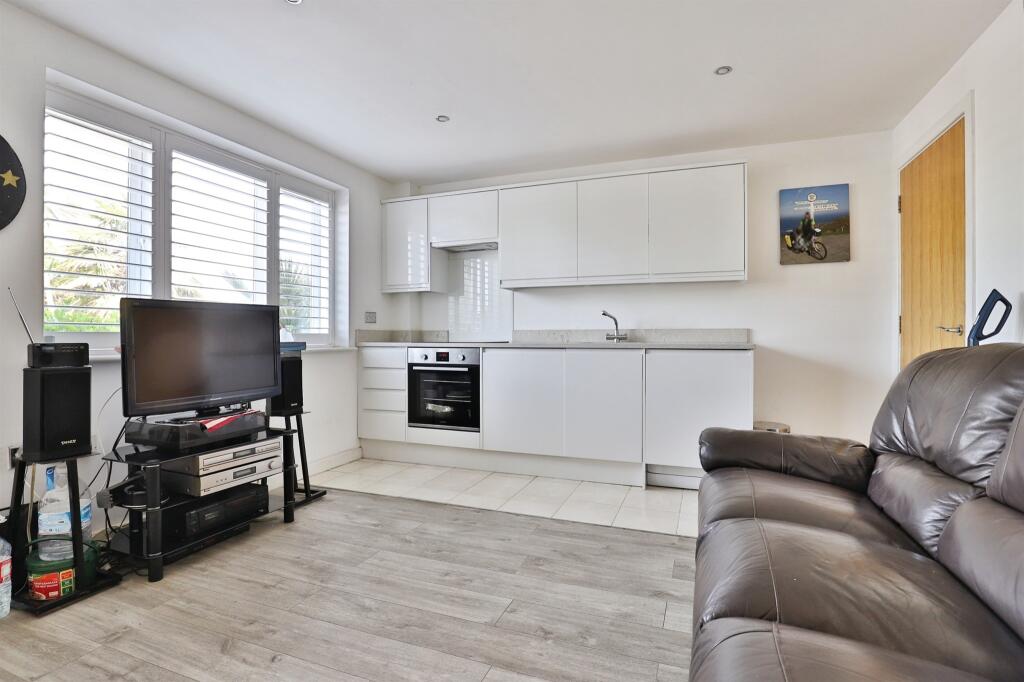 Additional image 4 of Waterloo Road, Poole