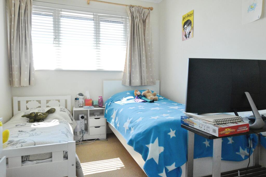 Additional image 8 of Villiers Crescent, St Albans, AL4