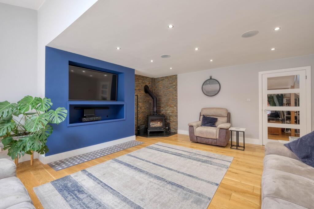 Additional image 33 of Birmingham Road, Marlbrook, B61