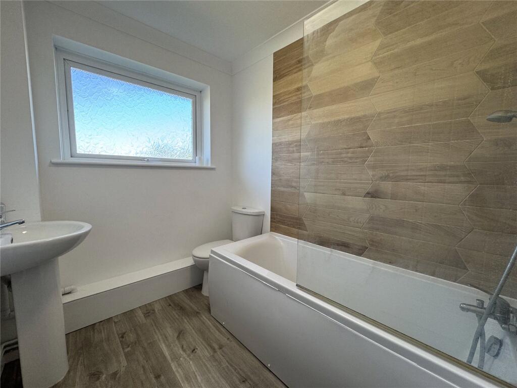 Additional image 7 of Cutler Close, New Milton, Hampshire, BH25