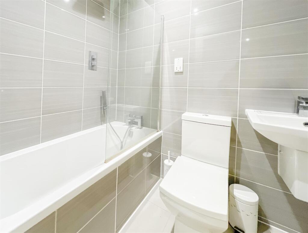 Additional image 6 of Cavendish Place, Eastbourne, BN21 3TY