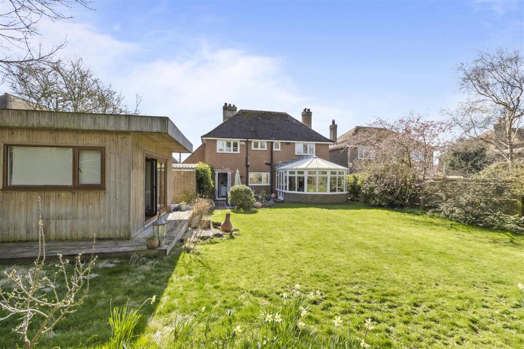 Additional image 22 of Headland Avenue, Seaford