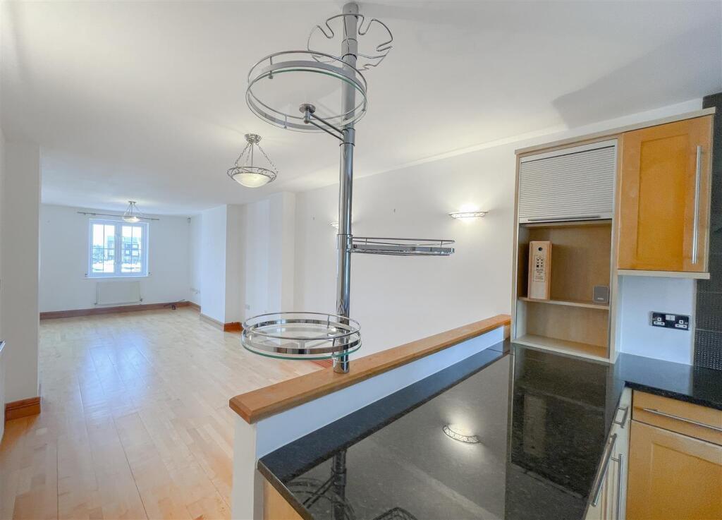 Additional image 10 of Silver Strand West, Eastbourne, BN23 5NP