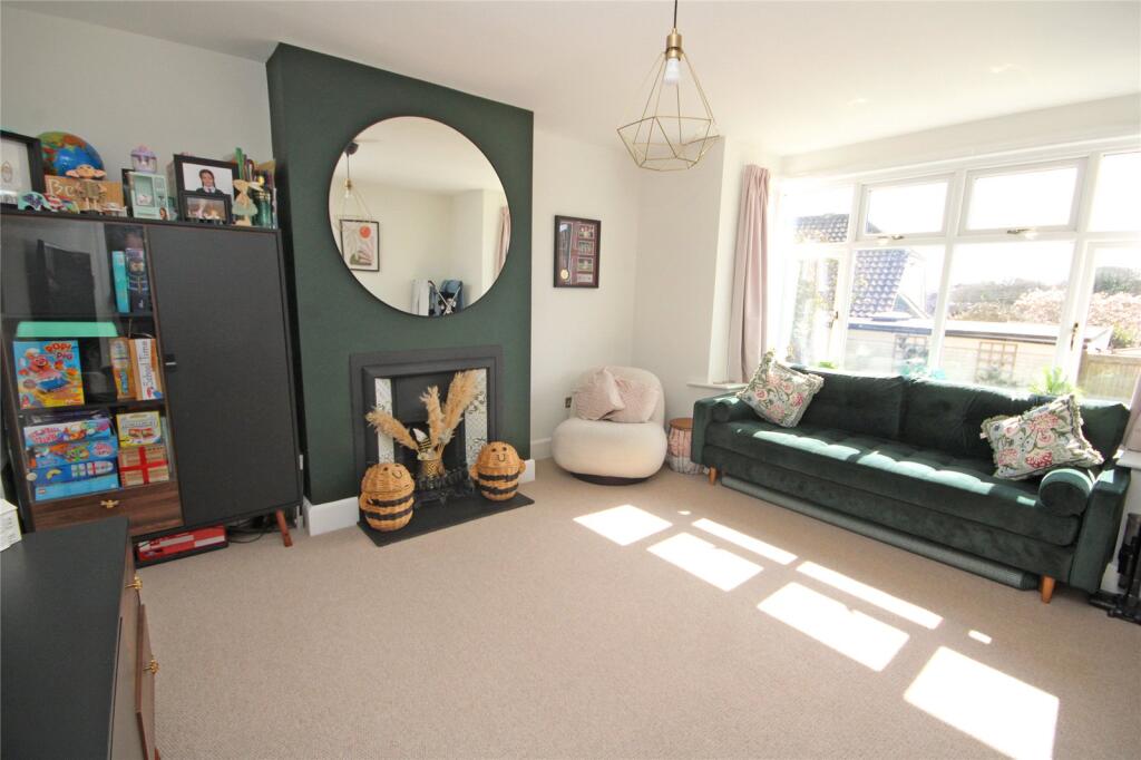Additional image 6 of Barton Court Avenue, Barton on Sea, New Milton, Hampshire, BH25