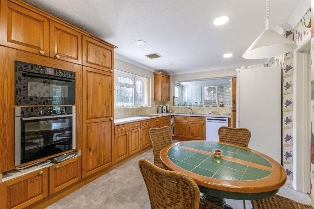 Additional image 13 of Crichel Mount Road, Poole, BH14