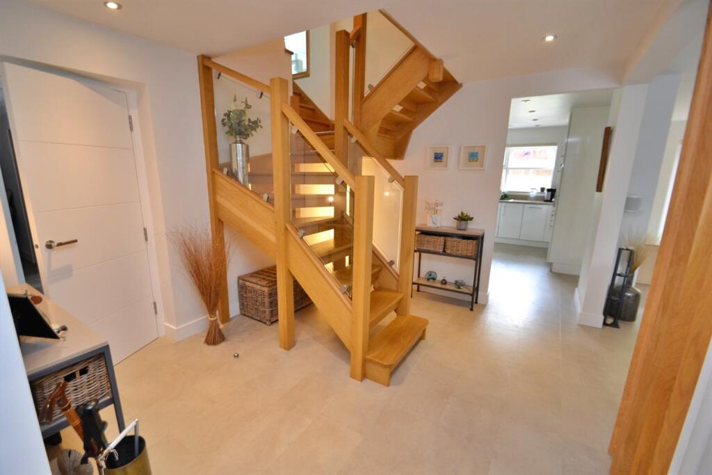 Additional image 9 of Broadstone