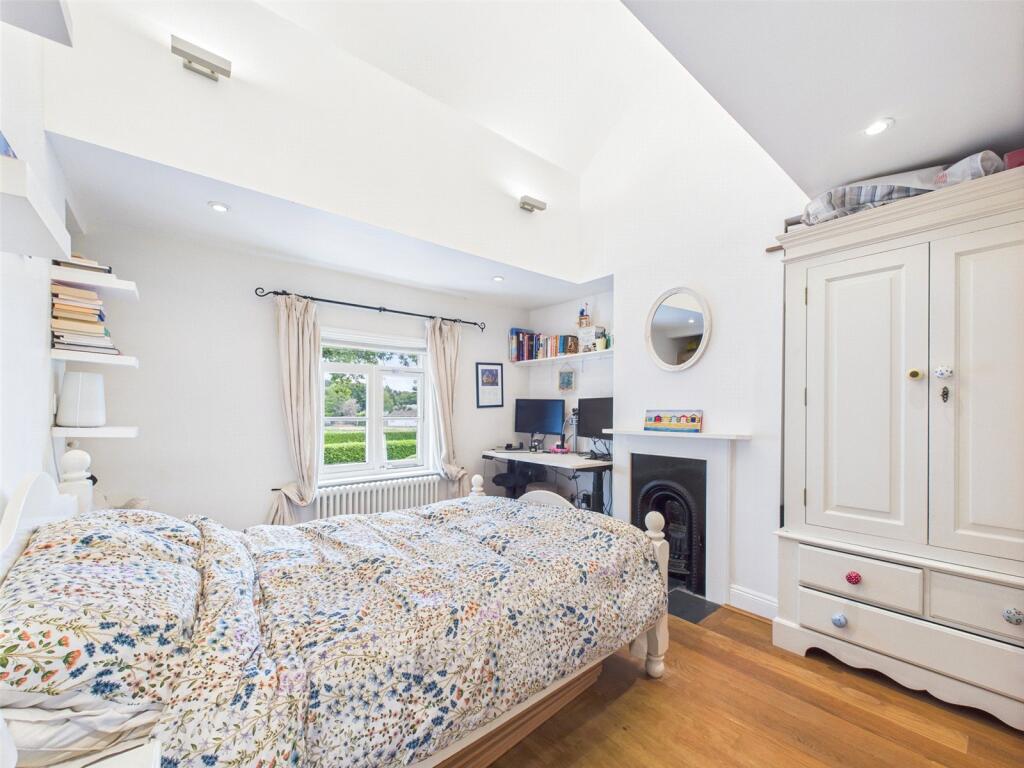 Additional image 7 of Croft Road, Neacroft, Christchurch, Dorset, BH23