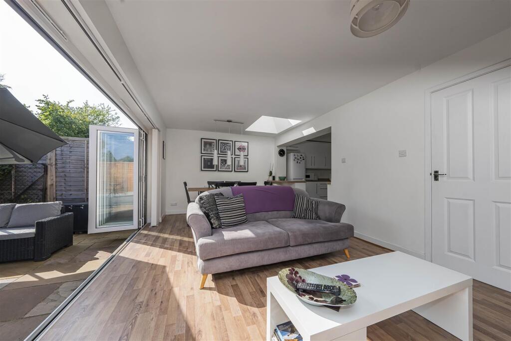 Additional image 7 of How Wood, Park Street, St. Albans