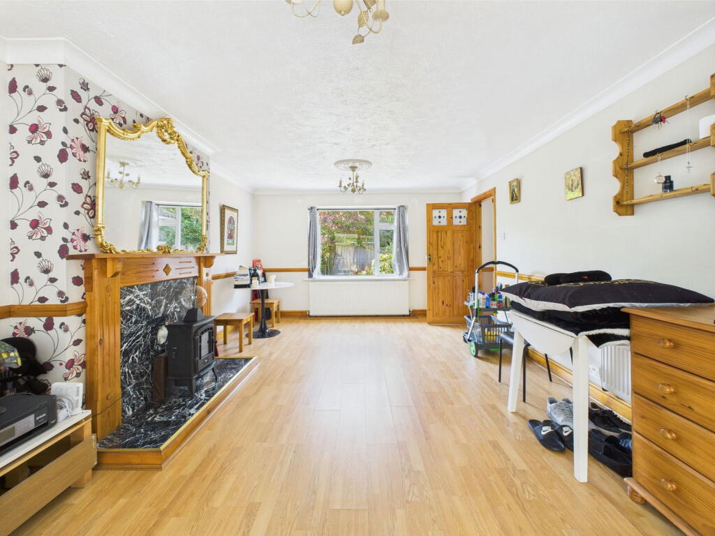 Additional image 11 of Meadow Road, Worthing, BN11 2SH