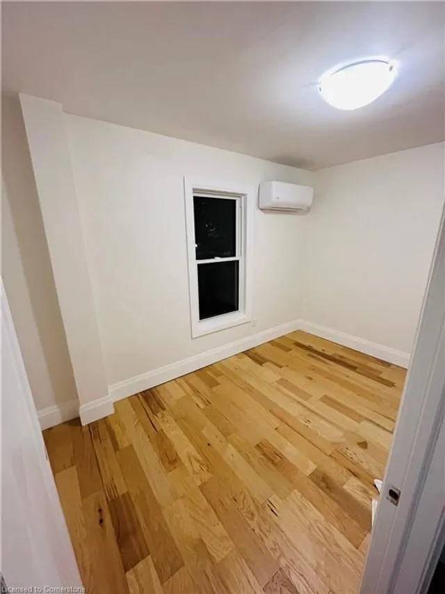 Additional image 7 of 44 Theresa St