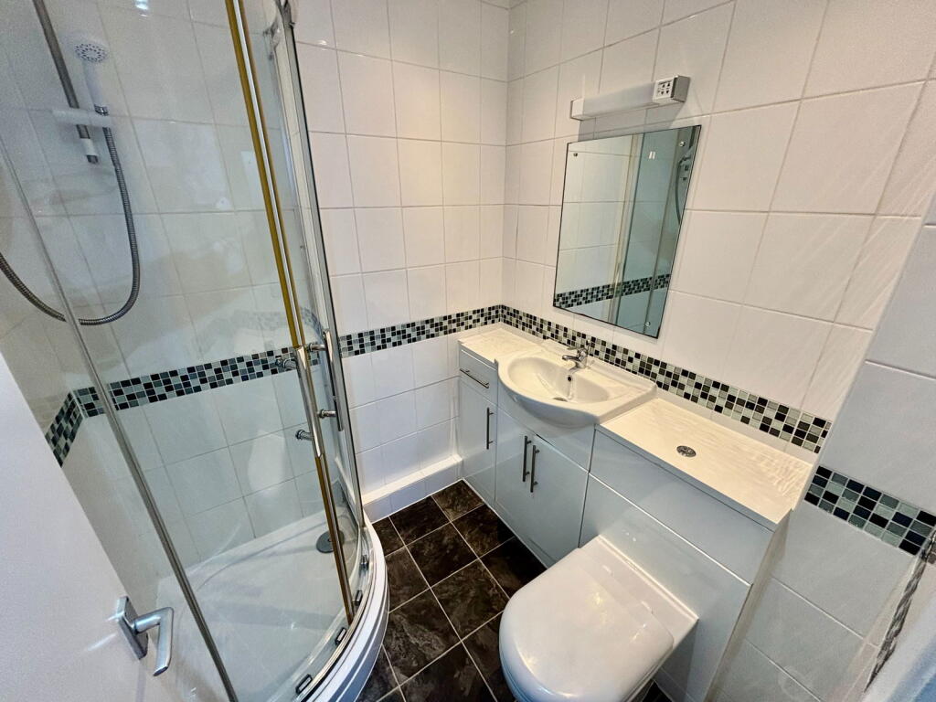 Additional image 4 of Upper Avenue, Eastbourne, BN21 3XB