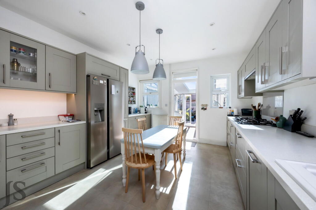 Additional image 8 of St. Georges Road, Worthing, BN11 2DS