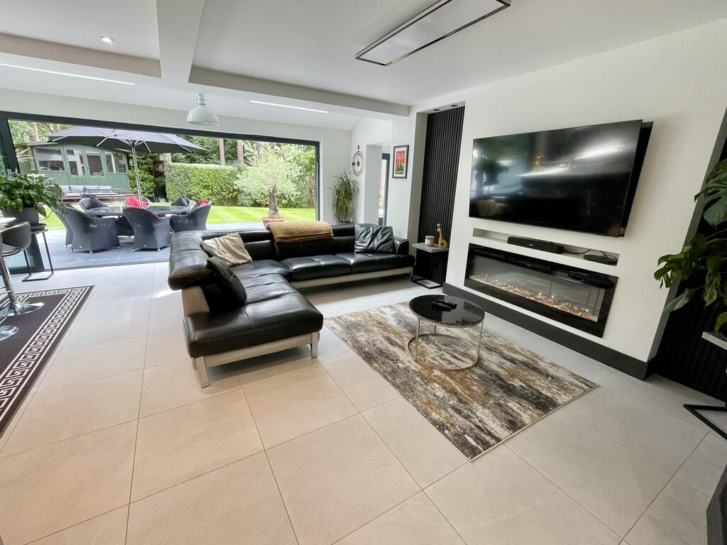 Additional image 37 of Ashwood Drive, Broadstone