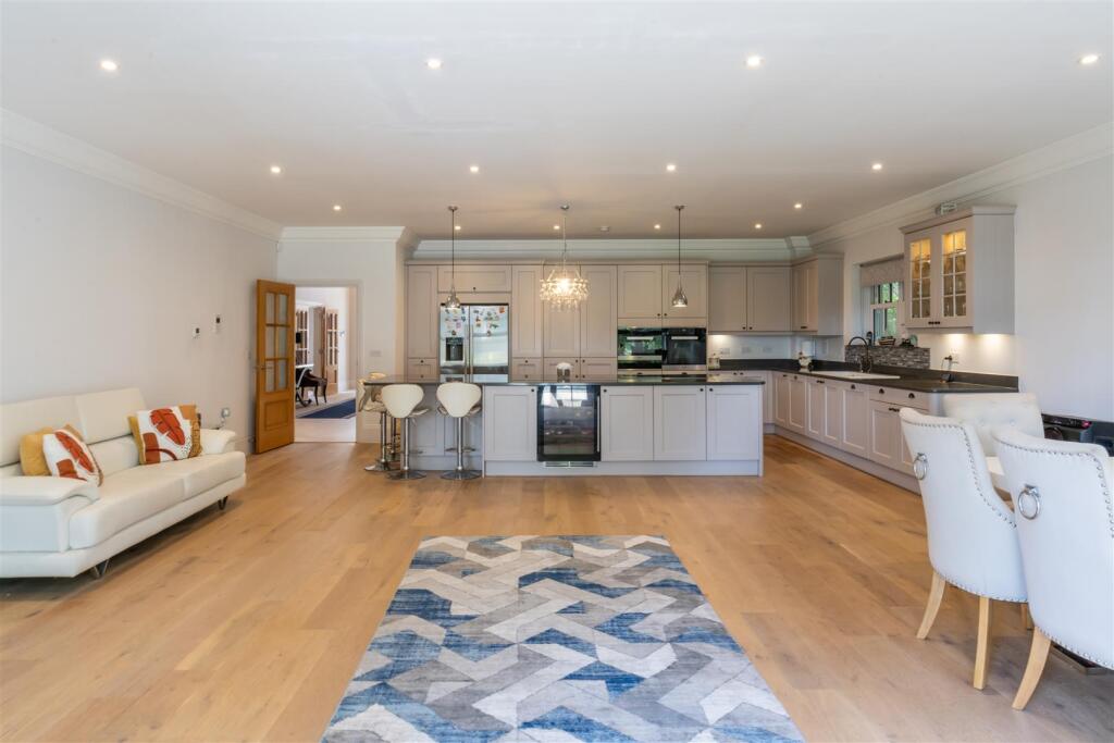 Additional image 2 of Bingham Avenue, Evening Hill