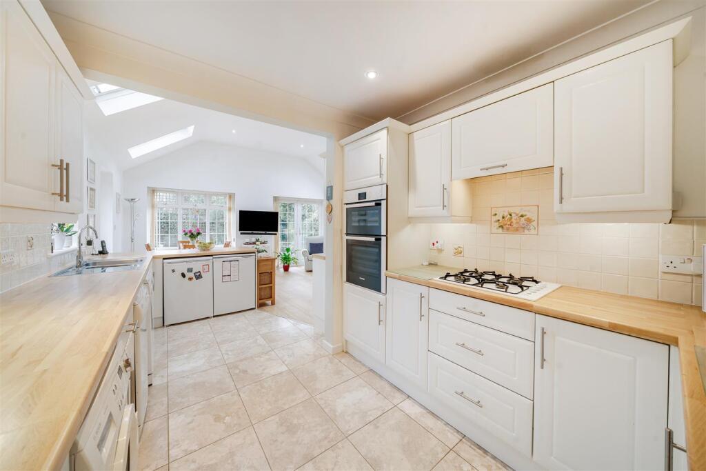 Additional image 5 of Prime Close, Walberton