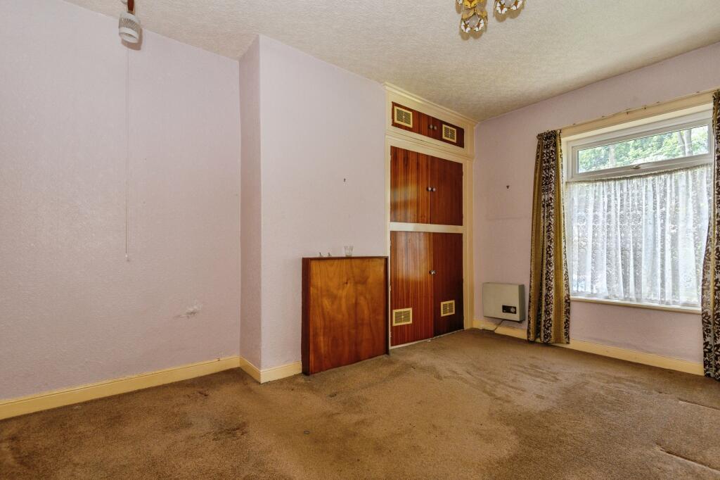 Additional image 11 of Bradford Road, Cleckheaton, BD19