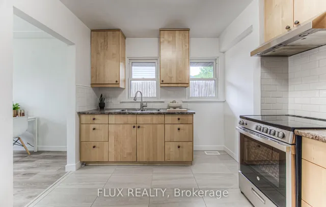 Additional image 42 of 98 Harber Ave