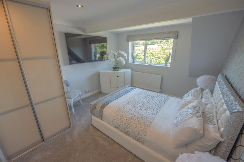 Additional image 17 of Applegarth, Beech Hill Road, Carleton, BD23 3EN