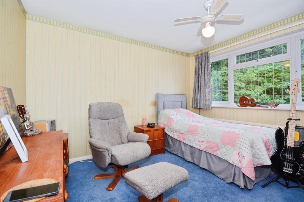 Additional image 9 of Courtfields, Harpenden