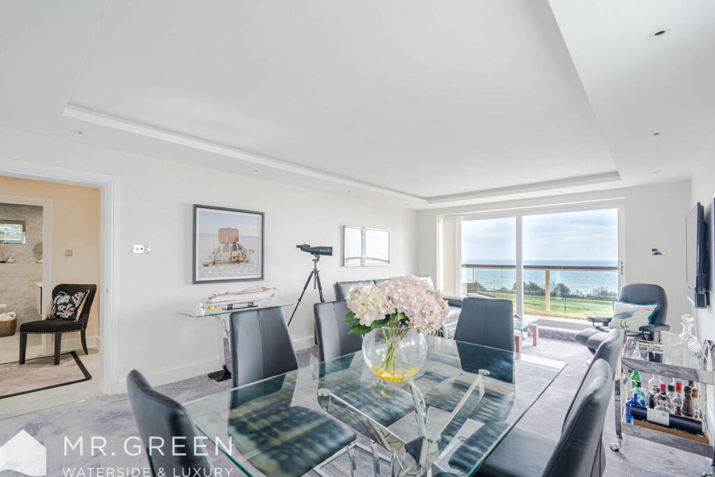 Additional image 3 of Cliff Lodge, 5 Boscombe Overcliff Drive, Bournemouth, BH5 1JB