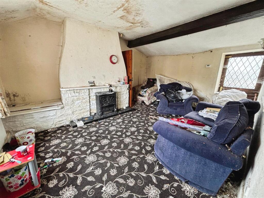 Additional image 3 of Hollingwood Lane, Great Horton, Bradford, BD7 4AL