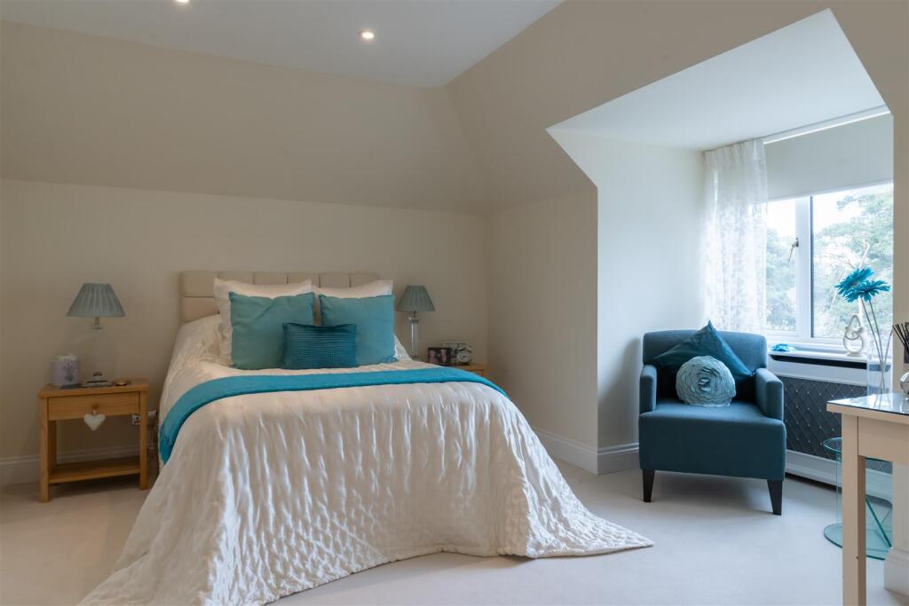 Additional image 14 of Nairn Road, Canford Cliffs