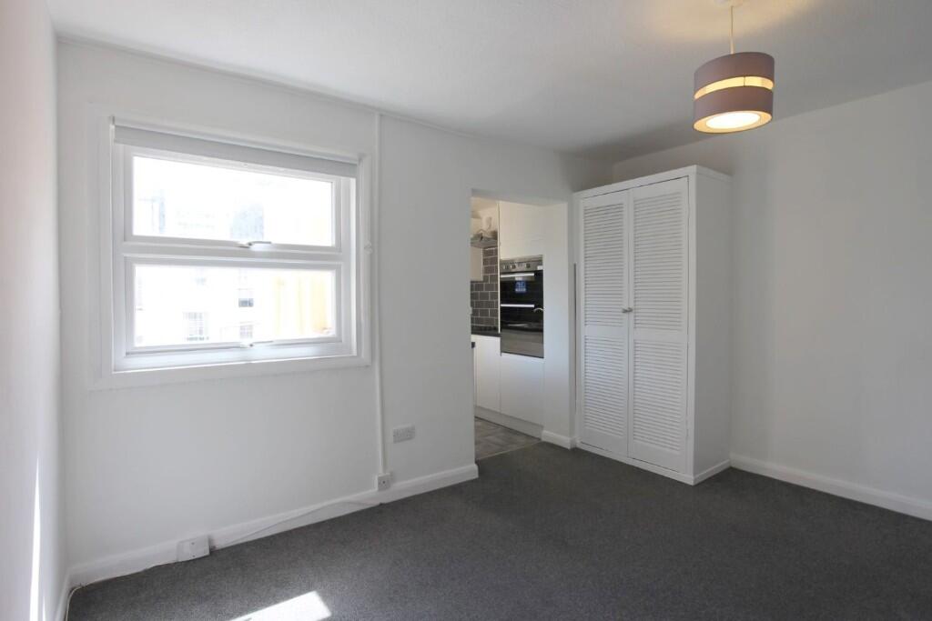 Additional image 3 of Flat 10 Bedford Square,BN1