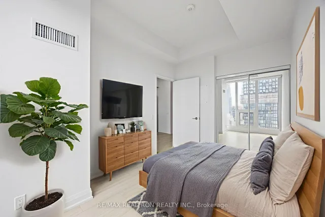 Additional image 20 of 181 Dundas St Unit 1207