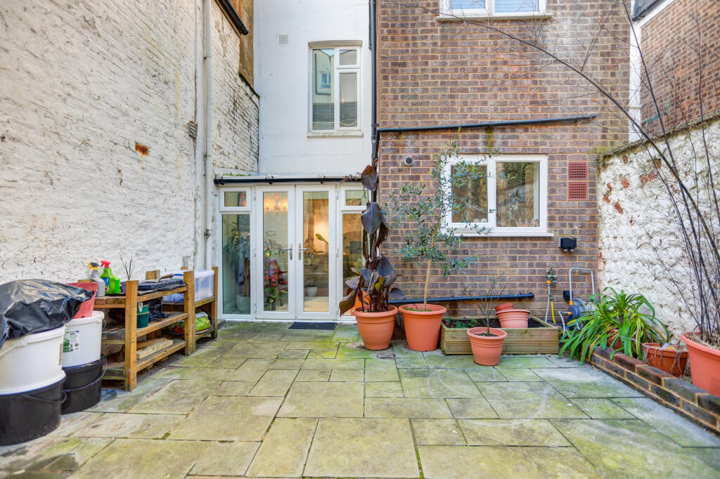 Additional image 12 of Lower Rock Gardens, Brighton, BN2