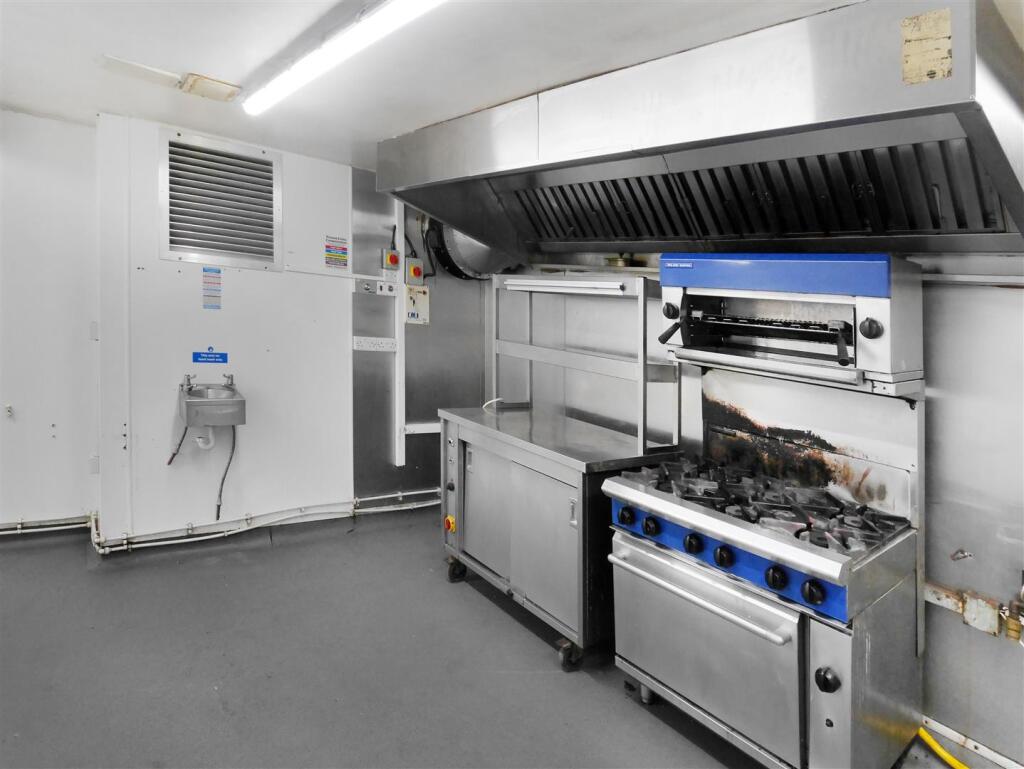 Additional image 14 of Tarrant Street, Arundel