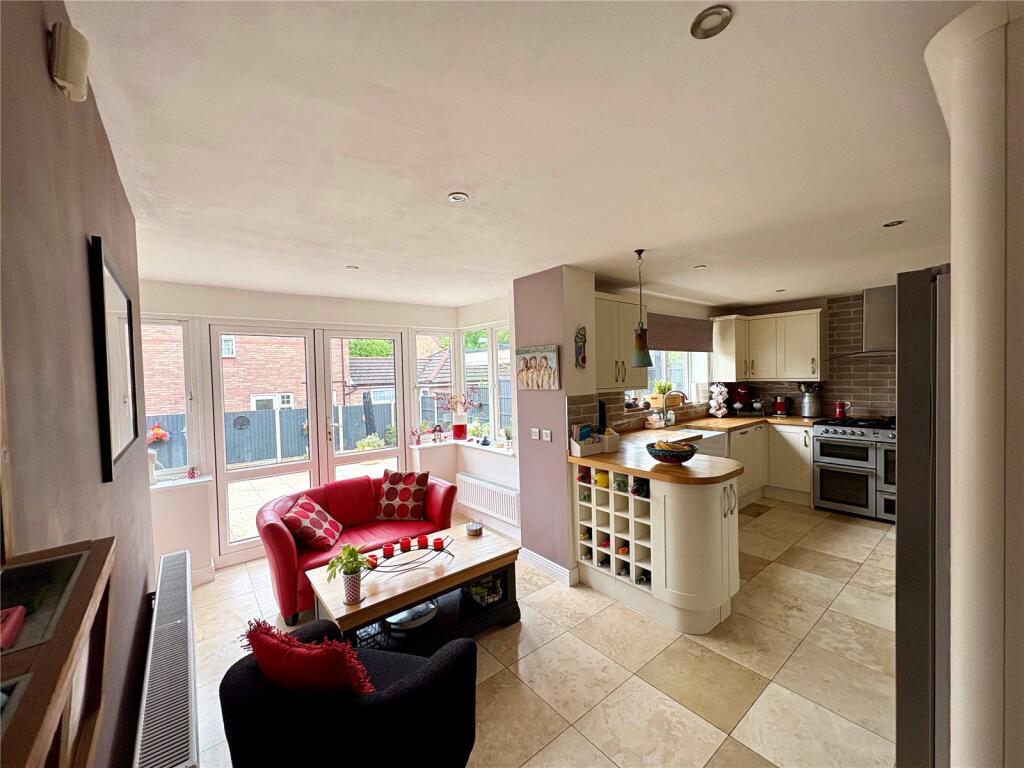 Additional image 8 of Radlow Crescent, Birmingham, West Midlands, B37