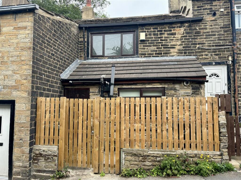 Additional image 13 of Pickles Lane, Bradford 7