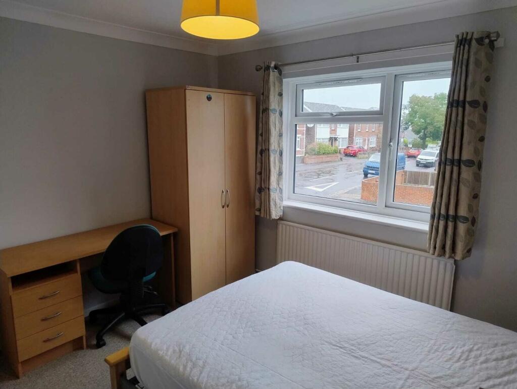 Additional image 16 of Student house on Acton Road